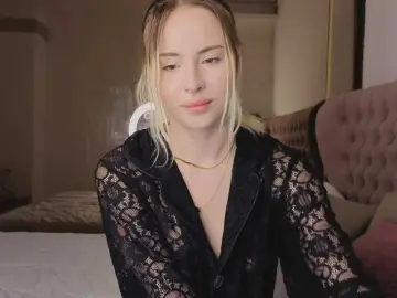 Bongacams Sex Chat of Bella-crazyy