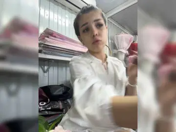 Bongacams Watch Live Sex Cams of Aloeeevera444
