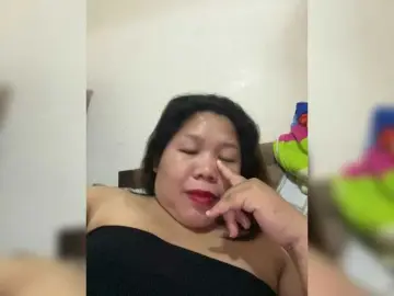 Bongacams Nude Webcam of ChubbyBabe31