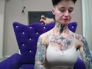 Bongacams Live Sex Cam of KennysXX