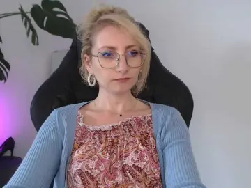 Bongacams Live Sex Cam of CinderellaMoon