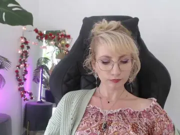 Bongacams Live Sex Cam of CinderellaMoon