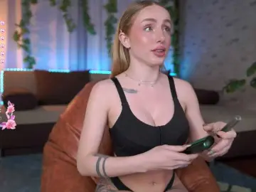 Bongacams Adult Video Chat of babyyyluna