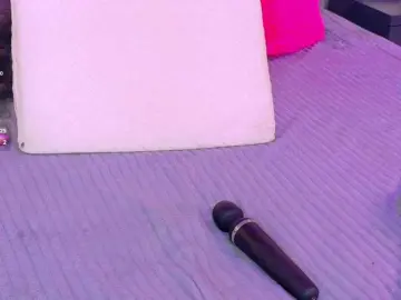 Bongacams Live Sex Cam of AteneaRoldan