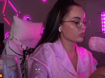 Bongacams Sex Cam of your-red-wine