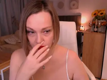 Bongacams Watch Live Sex Cams of Tilly-Eliot