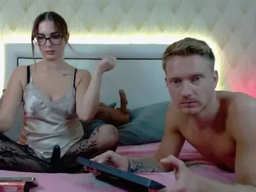 Bongacams Watch Live Sex Cams of JessSteve