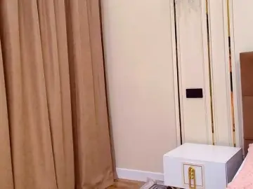 Bongacams Free Live Porn of maddieperezzz