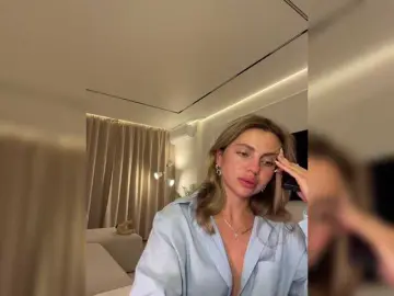 Bongacams Live Sex Cam of Nataliecroys