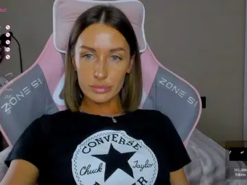 Bongacams Best live sex cam show of HannaChardger