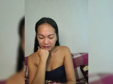 Bongacams Nude Webcam of Kiana11