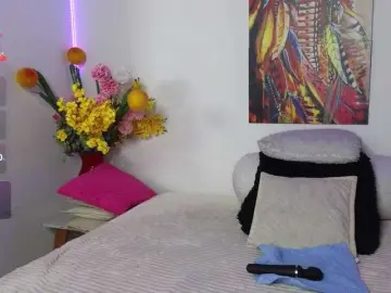 Bongacams Adult Webcam of LittleSky