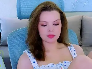 Bongacams Watch Live Sex Cams of AureliaFly