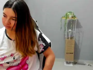 Bongacams Free Live Porn of LaraCat1