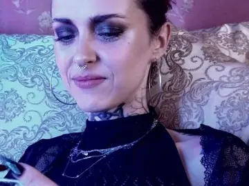 Bongacams Nude Webcam of Haermit