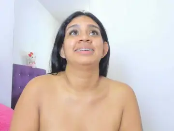 Bongacams Live Sex Cam of madelinsquit