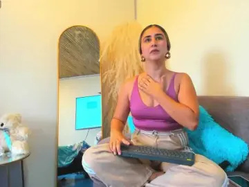 Bongacams Live Sex of AnronellaFendi