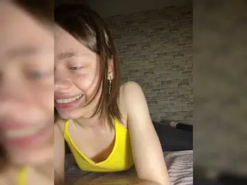 Bongacams Adult Webcam of 18YoungPussy18