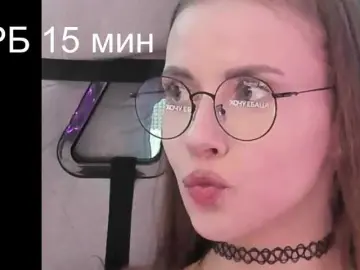 Bongacams Free Porn Cam of -VikkiL0vesCheese-