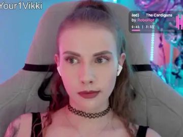 Bongacams Adult Video Chat of -VikkiL0vesCheese-