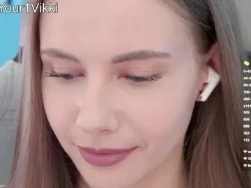 Bongacams Sex Cam of -VikkiL0vesCheese-