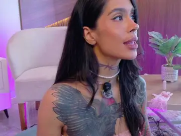 Bongacams Live Sex Cam of EmmaaFoster