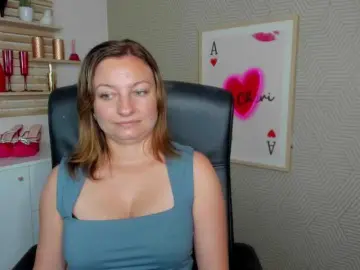 Bongacams Nude Webcam of angelaLove13