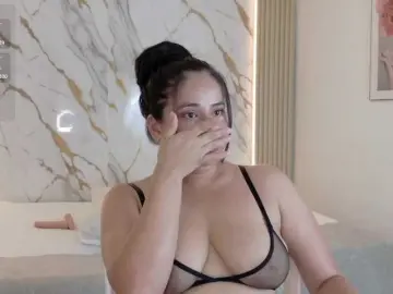 Bongacams Watch Live Sex Cams of ZoeLonghair