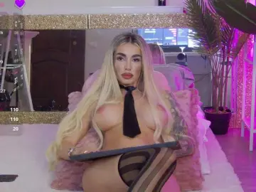 Bongacams Watch Live Sex Cams of AriannaAri