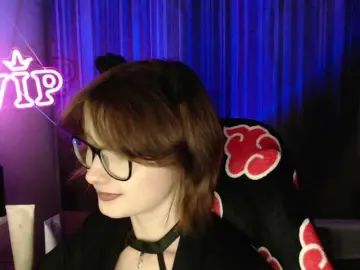 Bongacams Live Sex Cam of Cherry-Luna