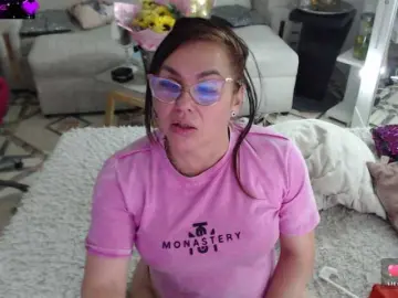 Bongacams Watch Live Sex Cams of Myrnasexxx