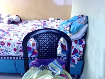 Bongacams Watch Live Sex Cams of mia-naughty