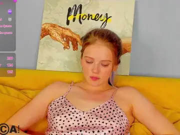 Bongacams Live Sex Cam of Alisa-Allison