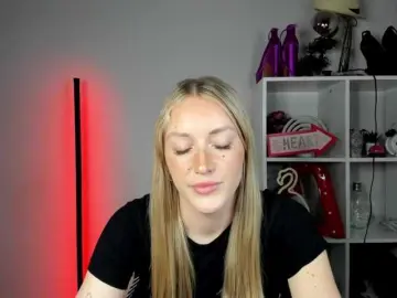 Bongacams Free Porn Cam of EvelynBlond