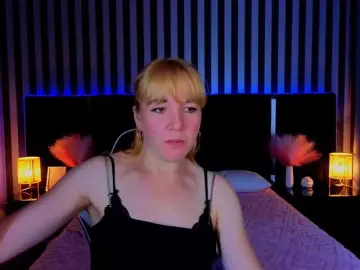 Bongacams Free Porn Cam of KirraSalute