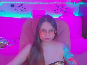 Bongacams Free Live Porn of LittleKitsune