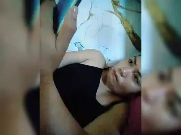 Bongacams Adult Webcam of XXhornywetprincess99XX