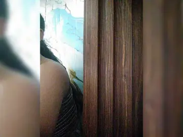 Bongacams Live Sex of XXhornywetprincess99XX