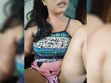 Bongacams Live Sex Cam of XXhornywetprincess99XX