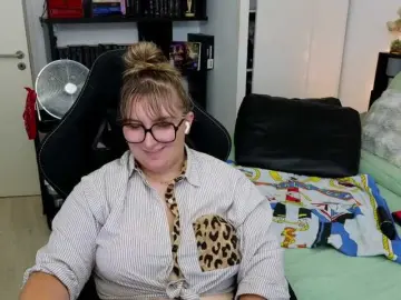 Bongacams Adult Webcam of ElvinnaLaFrancaise