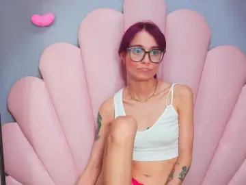 Bongacams Free Live Porn of LUCYMILLER