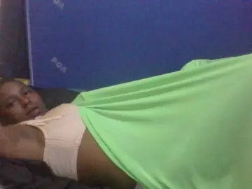 Bongacams Watch Live Sex Cams of naughty-slender