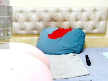 Bongacams Nude Webcam of Vikibru