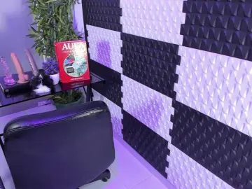 Bongacams Private Sex Chat of AlinaMorris