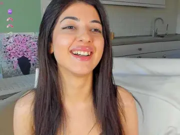 Bongacams Best live sex cam show of SweetyKissy