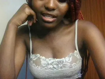 Bongacams Sex Chat of NaughtyWhispers