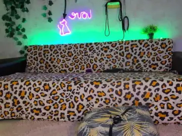 Bongacams Adult Webcam of RedHurricane