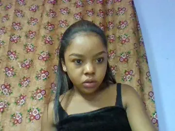 Bongacams Private Sex Chat of Elysa7