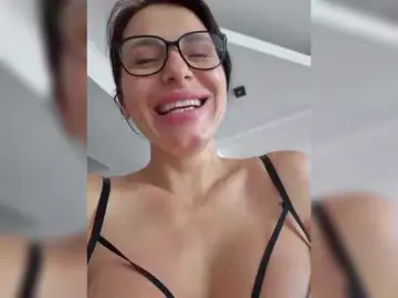 Bongacams Free Live Porn of SophieMary