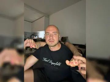 Bongacams Live Sex Cam of ALEXMILANA